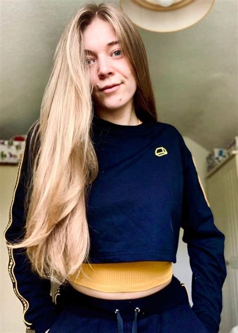 becky hill height|becky hill body.